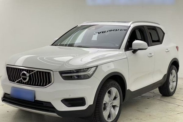 Volvo XC40 · 2020 год