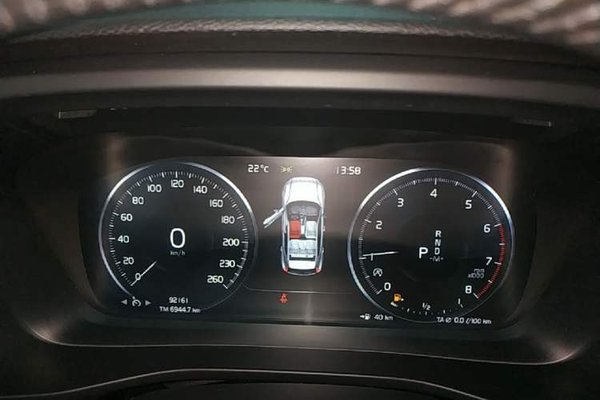 Volvo XC40 2020, 92100 км, за 12042 USD - фото 20