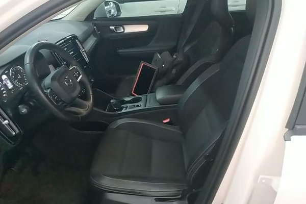 Volvo XC40 2020, 92100 км, за 12042 USD - фото 23