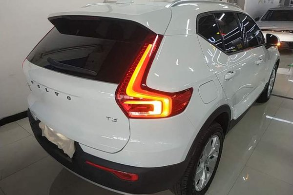 Volvo XC40 2020, 92100 км, за 12042 USD - фото 6