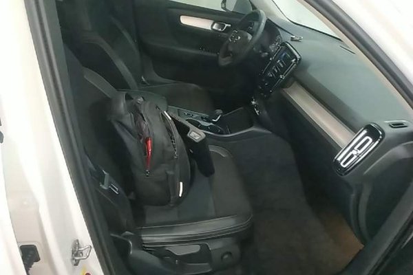 Volvo XC40 2020, 92100 км, за 12042 USD - фото 28