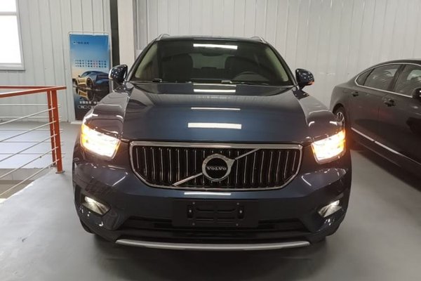 Volvo XC40 2020, 31300 км, за 17112 USD