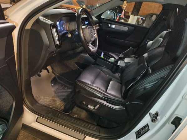 Volvo XC40 2020, 153400 км, за 12849 USD - фото 10