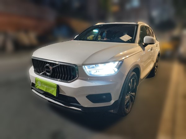 Volvo XC40 2020, 153400 км, за 12849 USD