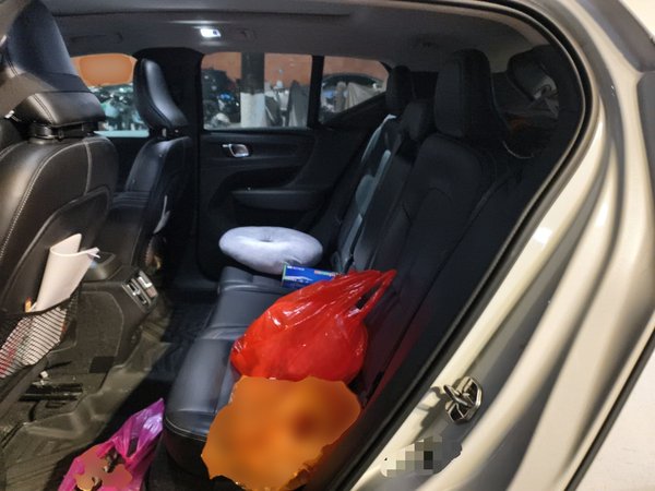 Volvo XC40 2020, 153400 км, за 12849 USD - фото 19