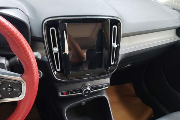 Volvo XC40 2021, 49300 км, за 16631 USD - фото 16