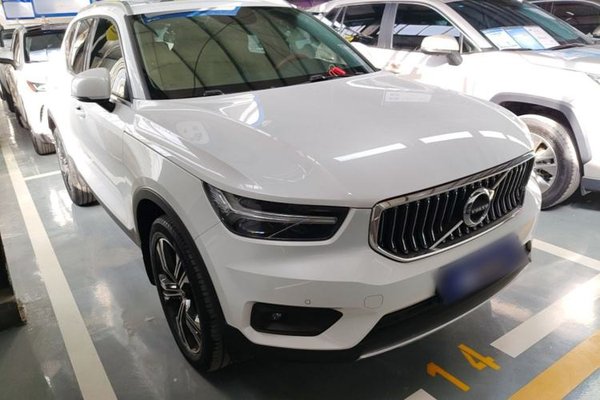 Volvo XC40 2021, 49300 км, за 16631 USD
