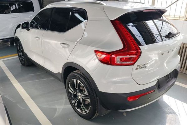 Volvo XC40 2021, 49300 км, за 16631 USD