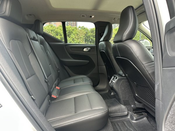 Volvo XC40 2021, 75800 км, за 16695 USD - фото 40