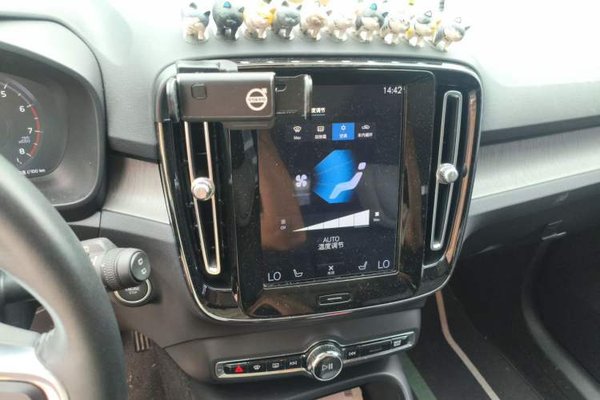 Volvo XC40 2021, 81900 км, за 11763 USD - фото 14