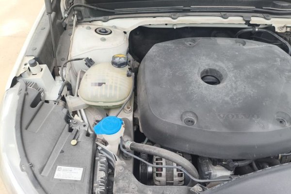 Volvo XC40 2021, 81900 км, за 11763 USD - фото 23