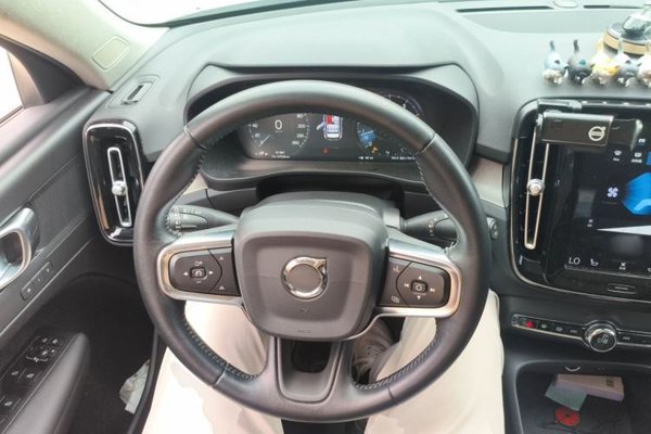 Volvo XC40 2021, 81900 км, за 11763 USD - фото 11