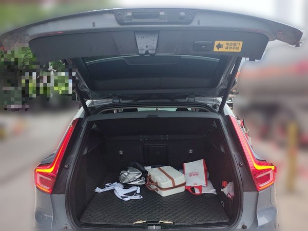 Volvo XC40 2022, 61500 км, за 14365 USD - фото 20