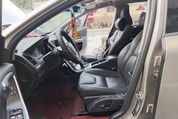 Volvo XC60 2014, 85800 км, за 7610 USD - фото 16