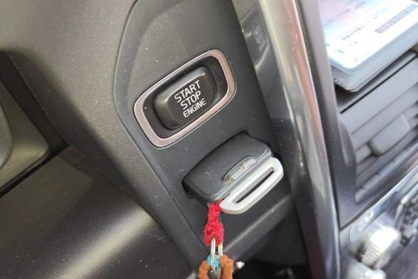 Volvo XC60 2014, 85800 км, за 7610 USD - фото 9