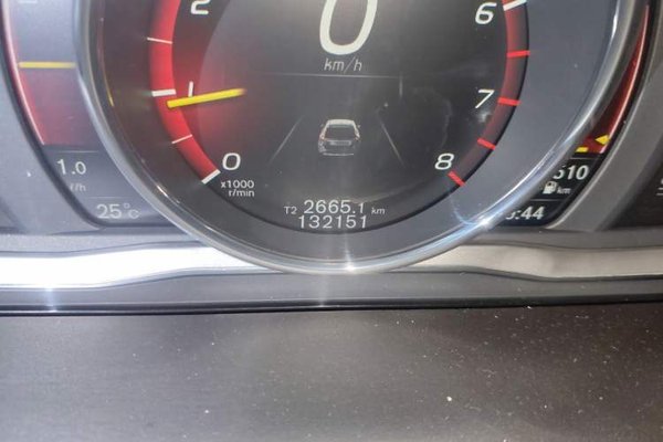 Volvo XC60 2017, 132200 км, за 10146 USD - фото 11