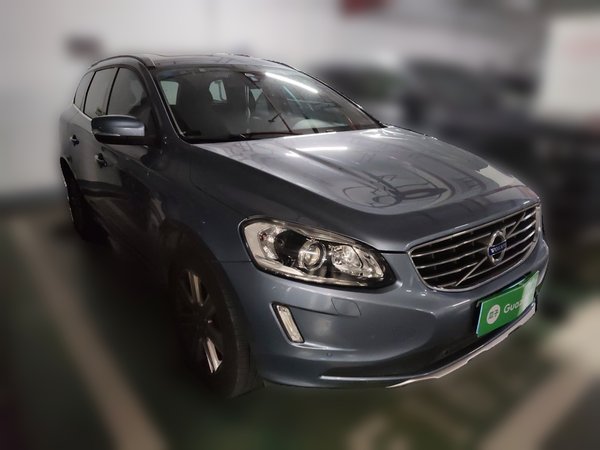 Volvo XC60 2017, 82200 км, за 10963 USD