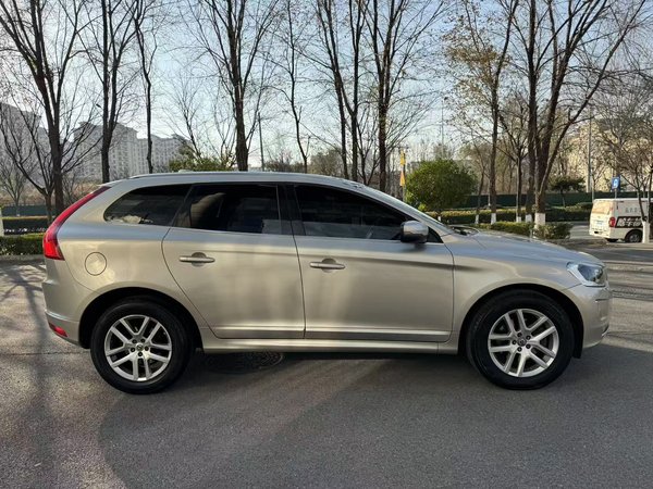 Volvo XC60 2017, 160300 км, за 10998 USD - фото 9