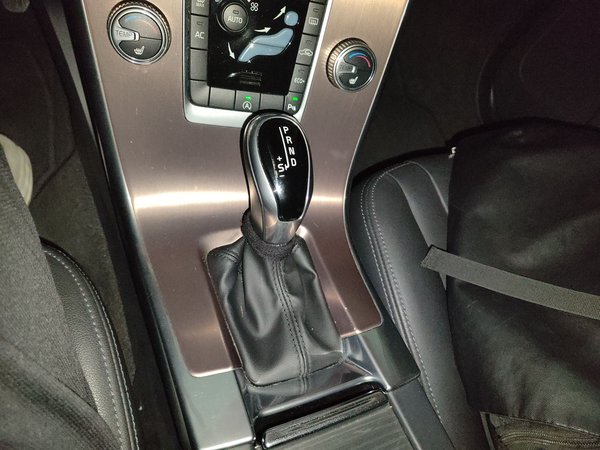 Volvo XC60 2017, 160300 км, за 10998 USD - фото 15