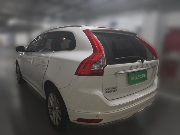 Volvo XC60 2017, 102600 км, за 9685 USD