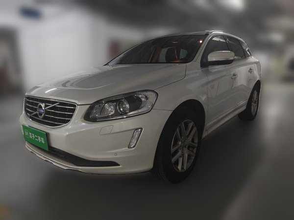 Volvo XC60 · 2017 год