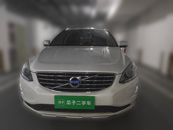 Volvo XC60 2017, 102600 км, за 9685 USD