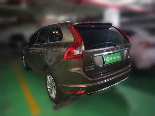 Volvo XC60 2017, 154300 км, за 9728 USD