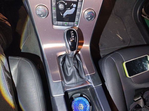 Volvo XC60 2017, 154300 км, за 9728 USD - фото 13