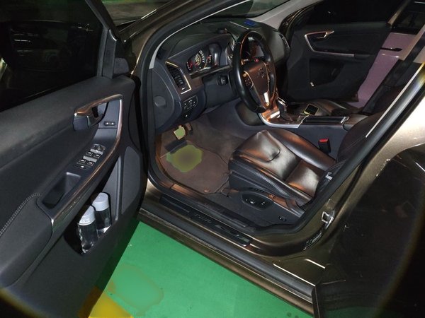 Volvo XC60 2017, 154300 км, за 9728 USD - фото 19