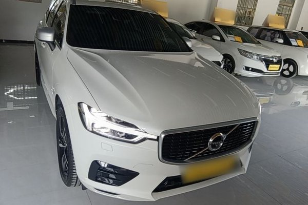 Volvo XC60 2018, 93500 км, за 19300 USD