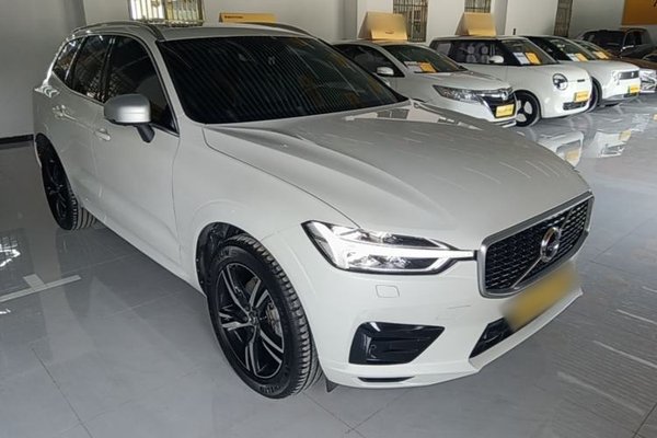 Volvo XC60 2018, 93500 км, за 19300 USD