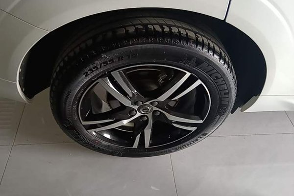 Volvo XC60 2018, 93500 км, за 19300 USD - фото 10