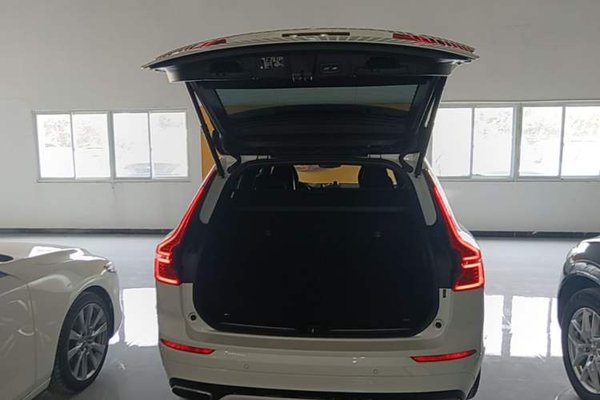 Volvo XC60 2018, 93500 км, за 19300 USD - фото 22