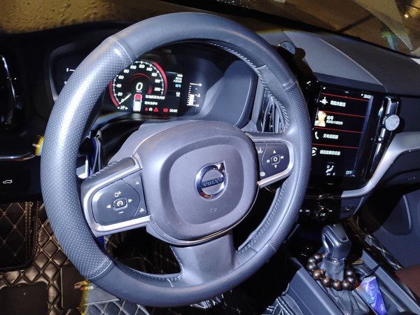 Volvo XC60 2018, 97100 км, за 16158 USD - фото 9