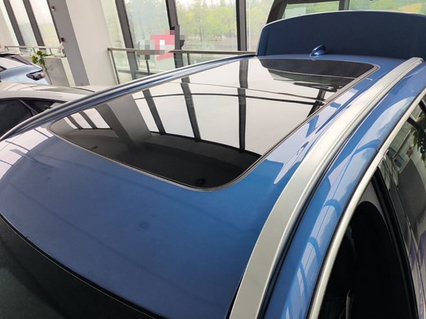 Volvo XC60 2019, 132400 км, за 17709 USD - фото 11