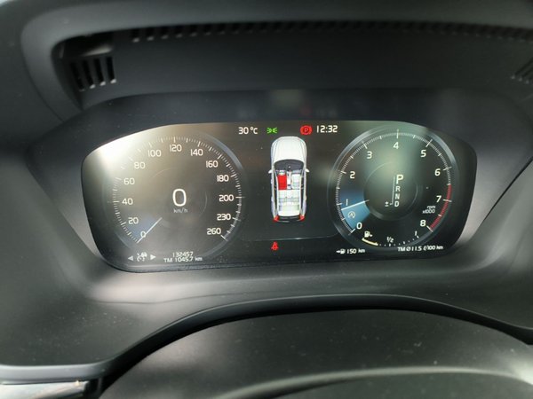 Volvo XC60 2019, 132400 км, за 17709 USD - фото 15