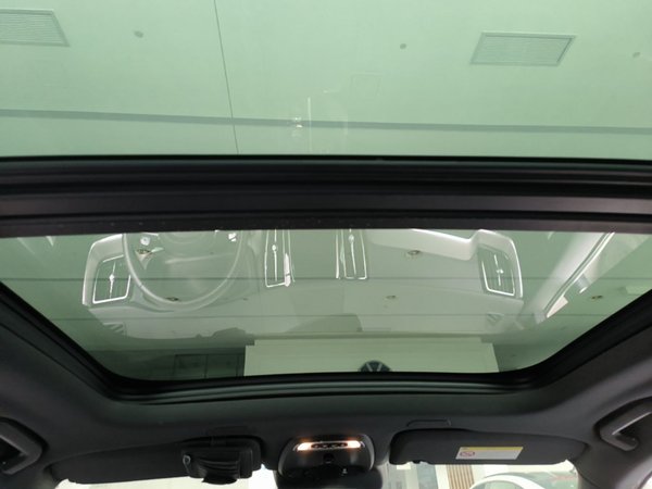 Volvo XC60 2019, 132400 км, за 17709 USD - фото 21
