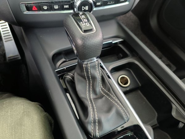 Volvo XC60 2019, 132400 км, за 17709 USD - фото 17