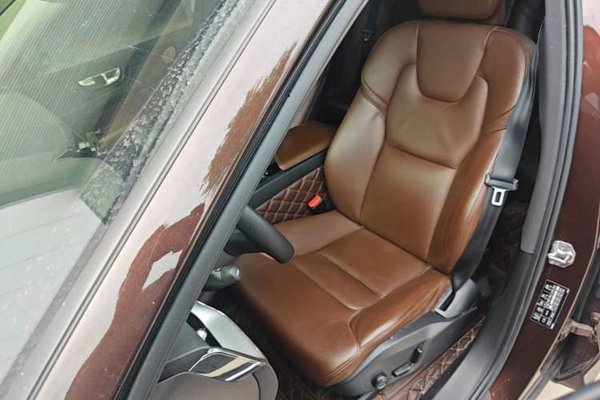 Volvo XC60 2019, 133900 км, за 17175 USD - фото 18