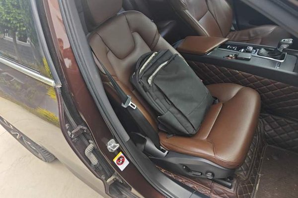 Volvo XC60 2019, 133900 км, за 17175 USD - фото 23