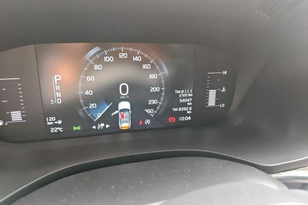 Volvo XC60 2019, 54100 км, за 16558 USD
