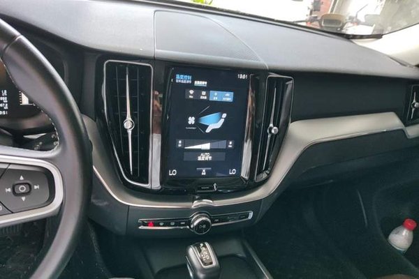Volvo XC60 2019, 60400 км, за 17801 USD - фото 20