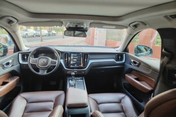 Volvo XC60 2019, 60400 км, за 17801 USD - фото 28