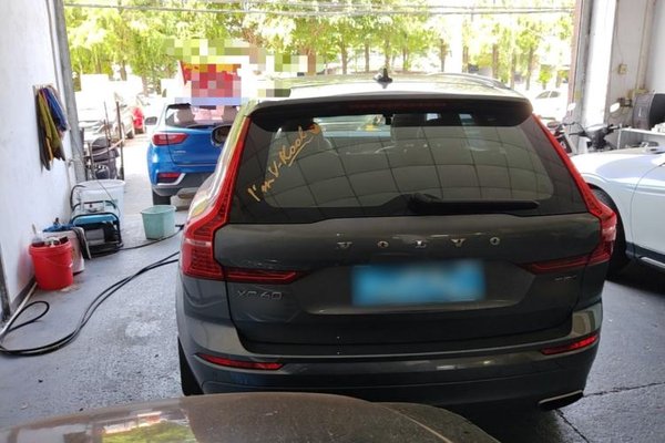 Volvo XC60 2019, 60400 км, за 17801 USD