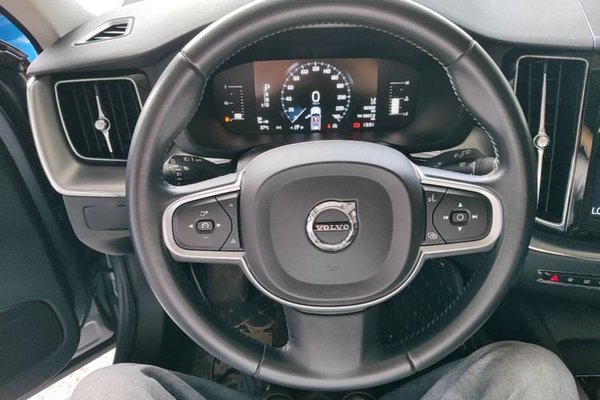Volvo XC60 2019, 60400 км, за 17801 USD - фото 18