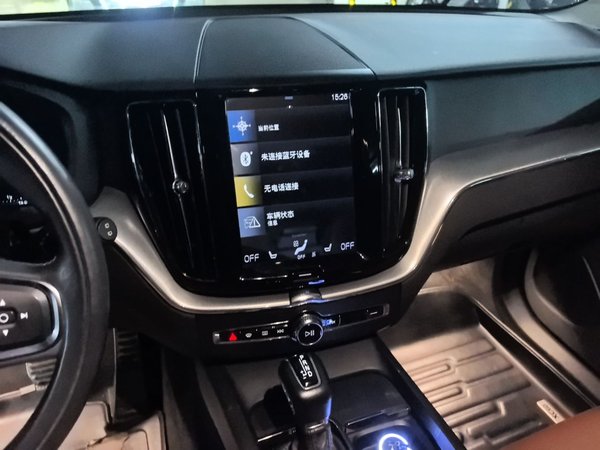 Volvo XC60 2019, 111200 км, за 16791 USD - фото 10
