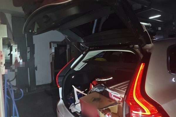 Volvo XC60 2019, 112000 км, за 15837 USD - фото 16