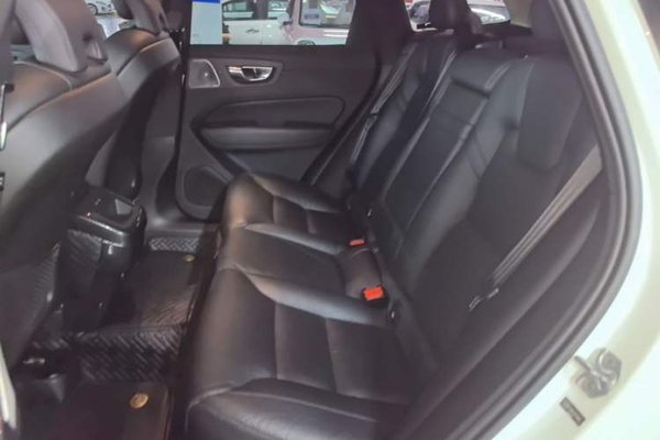 Volvo XC60 2019, 148900 км, за 16678 USD - фото 20