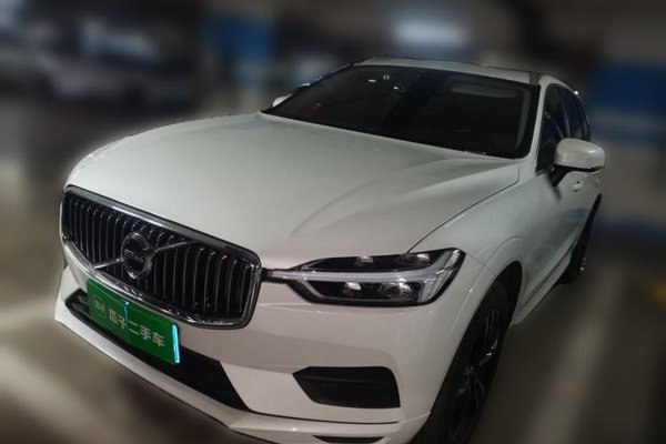 Volvo XC60 · 2019 год