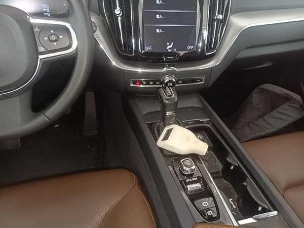 Volvo XC60 2019, 62699 км, за 19172 USD - фото 17